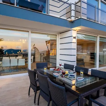 Willa Fantastic Kalkan With Heated Infinity Pool & Amazing Sea Views *