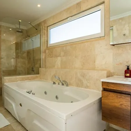 Fantastic Kalkan With Heated Infinity Pool & Amazing Sea Views Willa *